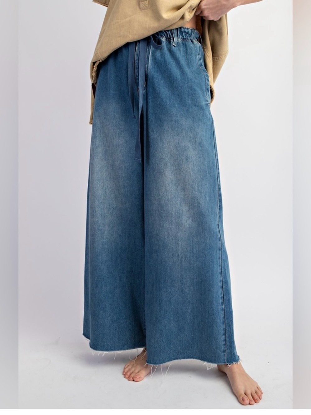 Wide Leg High-Rise Blue Denim Jeans - Elastic Waist